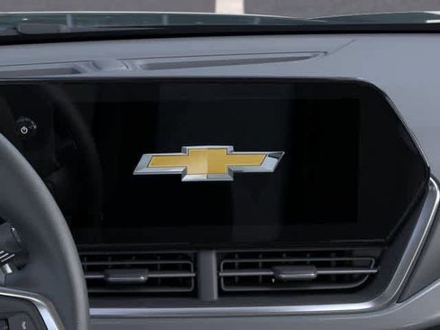 New 2026 Chevrolet Trax LT FWD image 20