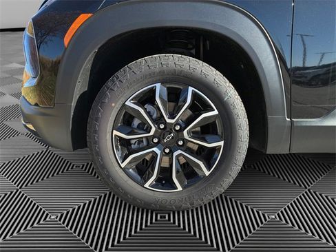 New 2025 Chevrolet TrailBlazer ACTIV w/ Convenience Package image 9