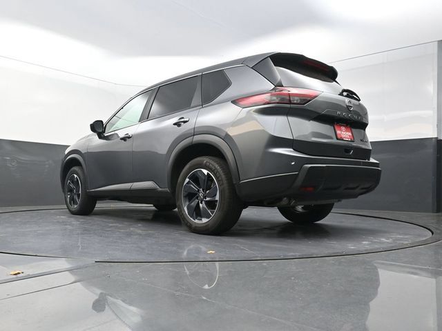 Used 2024 Nissan Rogue SV AWD/4WD image 35