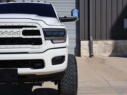 Used 2022 RAM 2500 Laramie image 11