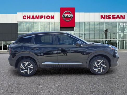 New 2026 Nissan Kicks SV FWD image 7