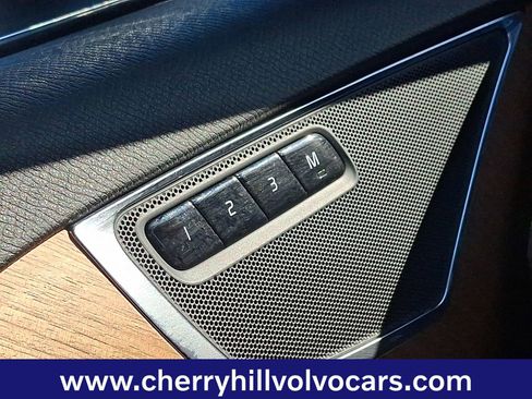 Certified 2023 Volvo XC90 B5 Plus image 22