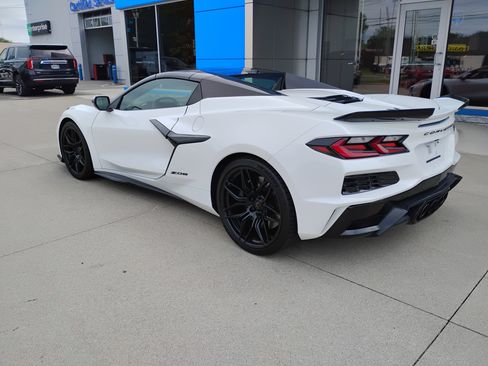 Used 2024 Chevrolet Corvette Z06 w/ Battery Protection Package image 22
