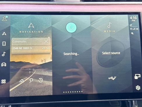 Used 2023 Land Rover Range Rover Sport SE Dynamic AWD/4WD image 16