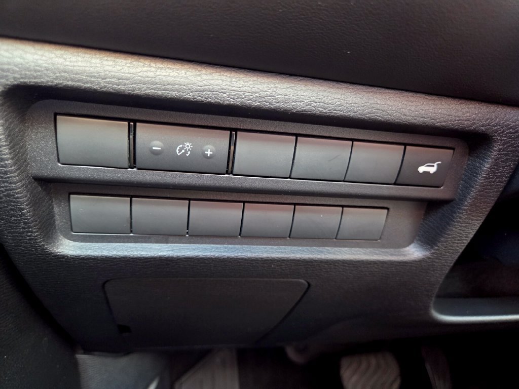 Used 2024 Mitsubishi Outlander SEL FWD image 12