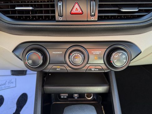 Used 2023 Kia Forte LXS w/ LXS Technology Package image 22