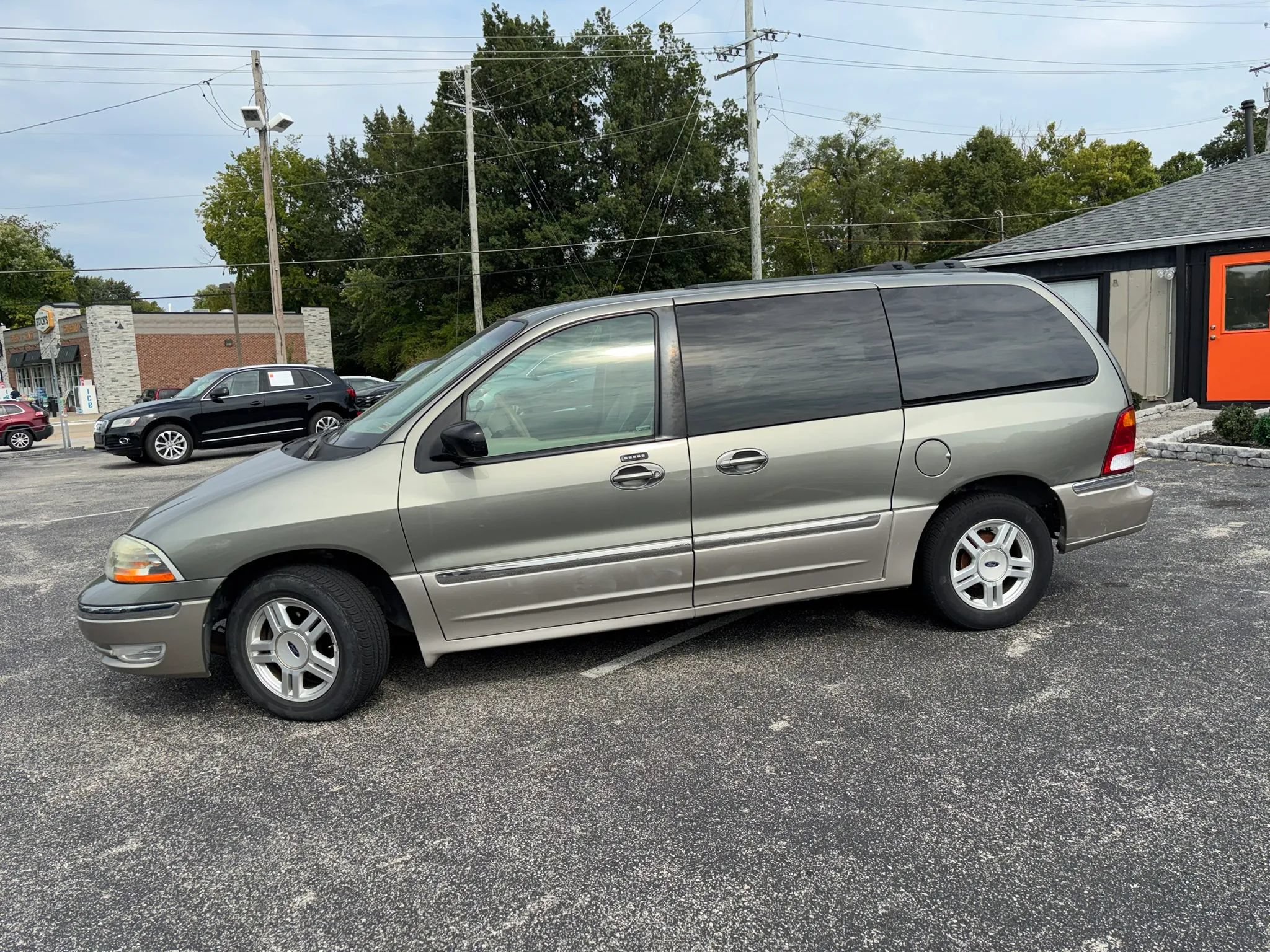 Used 2003 Ford Windstar SEL FWD image 3