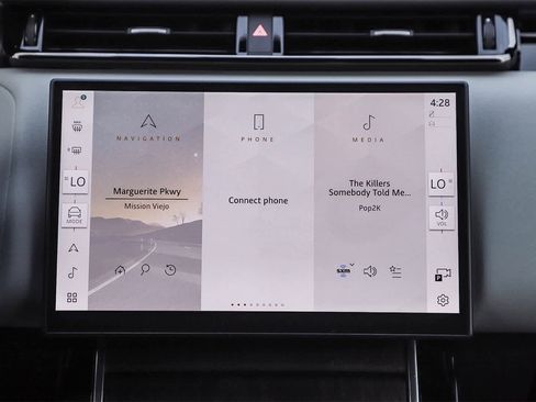 New 2026 Land Rover Range Rover Velar Dynamic SE image 13