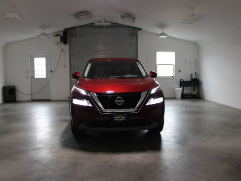 Used 2023 Nissan Rogue SV AWD/4WD image 49