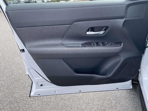 New 2026 Nissan Kicks SV w/ SV Premium Package FWD image 14