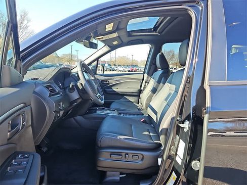 Used 2023 Honda Passport EX-L image 12