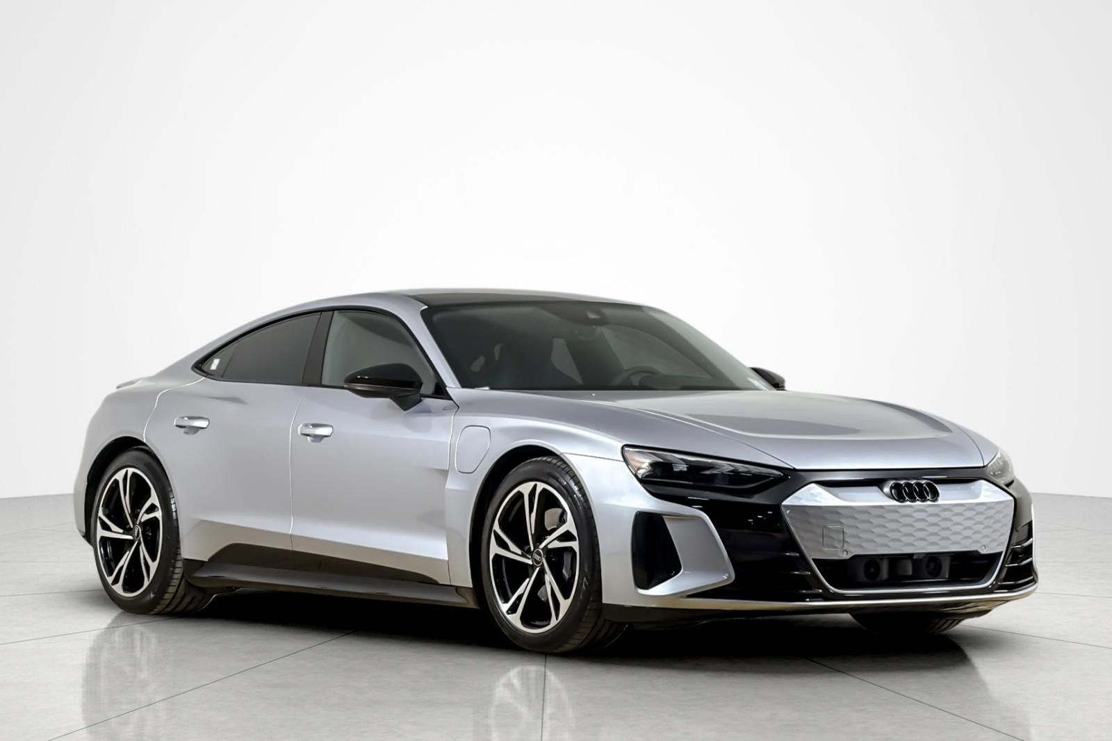 Used 2024 Audi e-tron GT Premium Plus AWD/4WD image 7