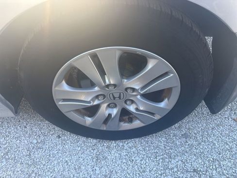 Used 2012 Honda Accord LX image 3