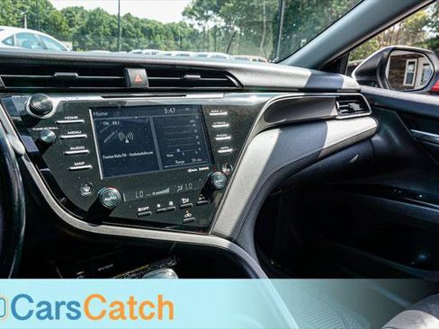 Used 2019 Toyota Camry XSE FWD image 26