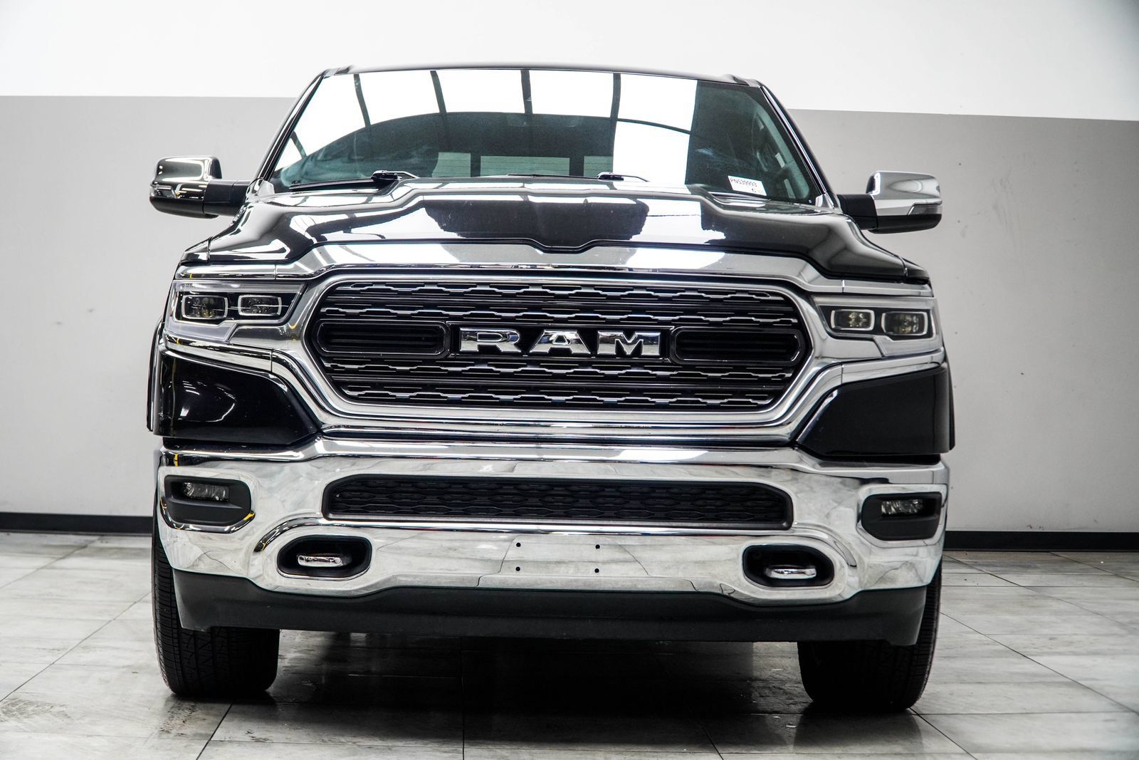 Used 2023 RAM 1500 Limited AWD/4WD image 7