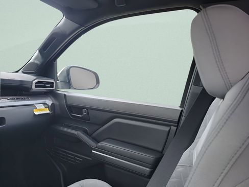 New 2026 Toyota Tacoma SR5 image 11