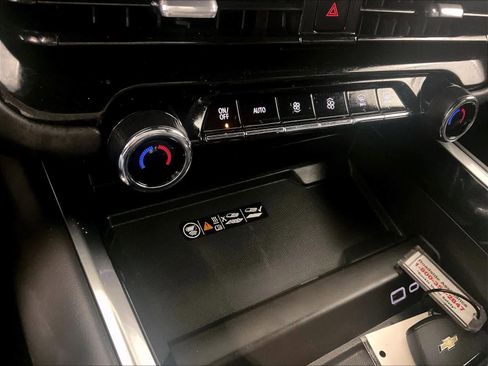 Used 2025 Chevrolet Tahoe LT image 26