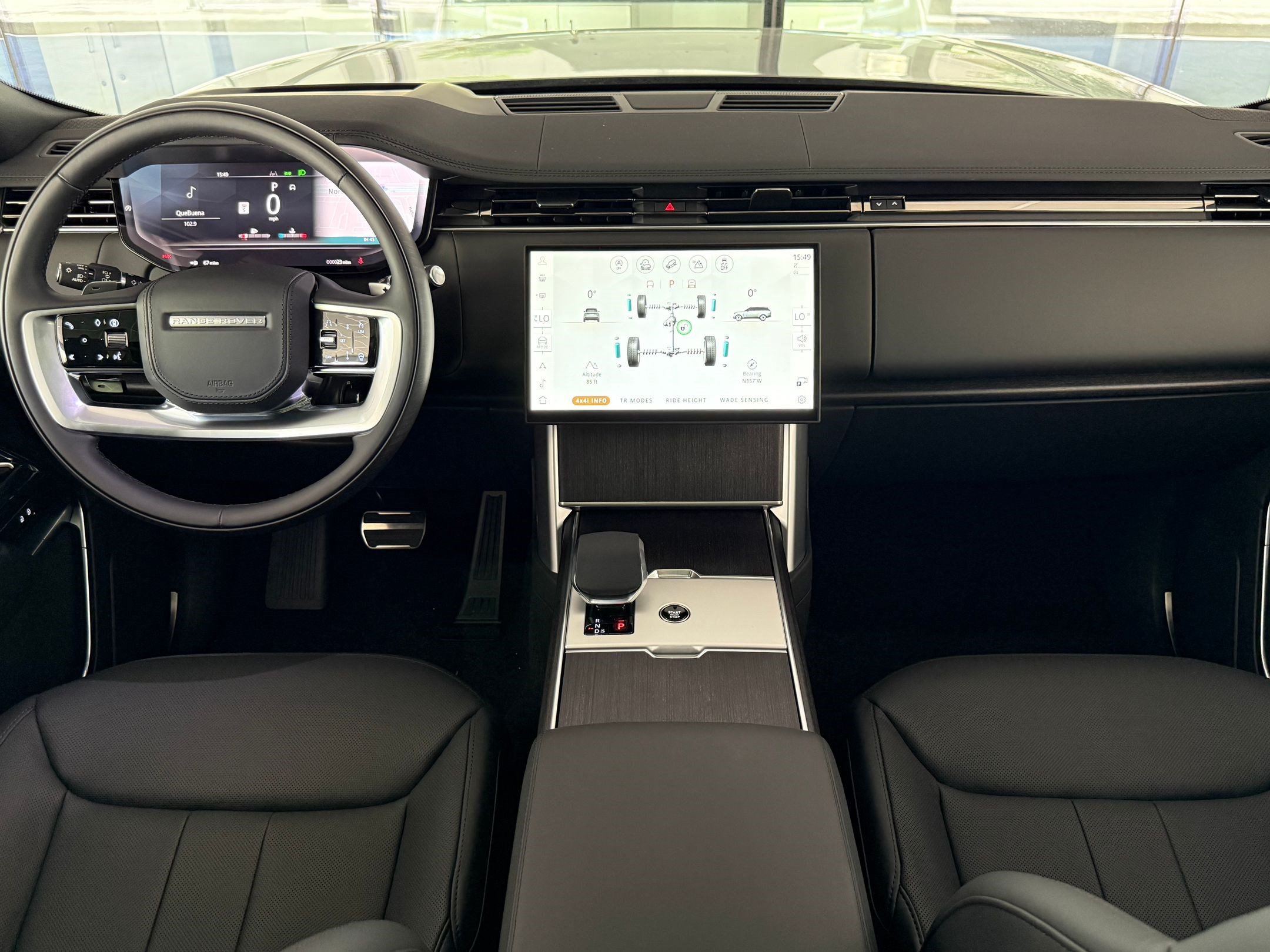 New 2026 Land Rover Range Rover Long Wheelbase SE AWD/4WD image 14