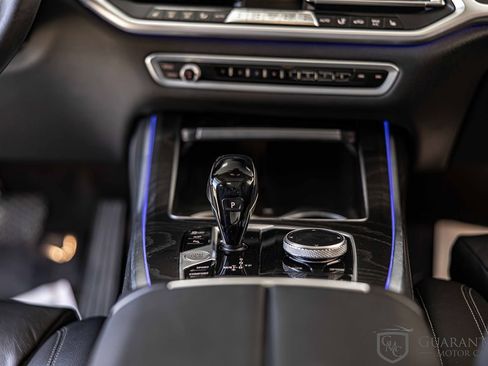 Used 2021 BMW X7 xDrive40i w/ Premium Package image 43