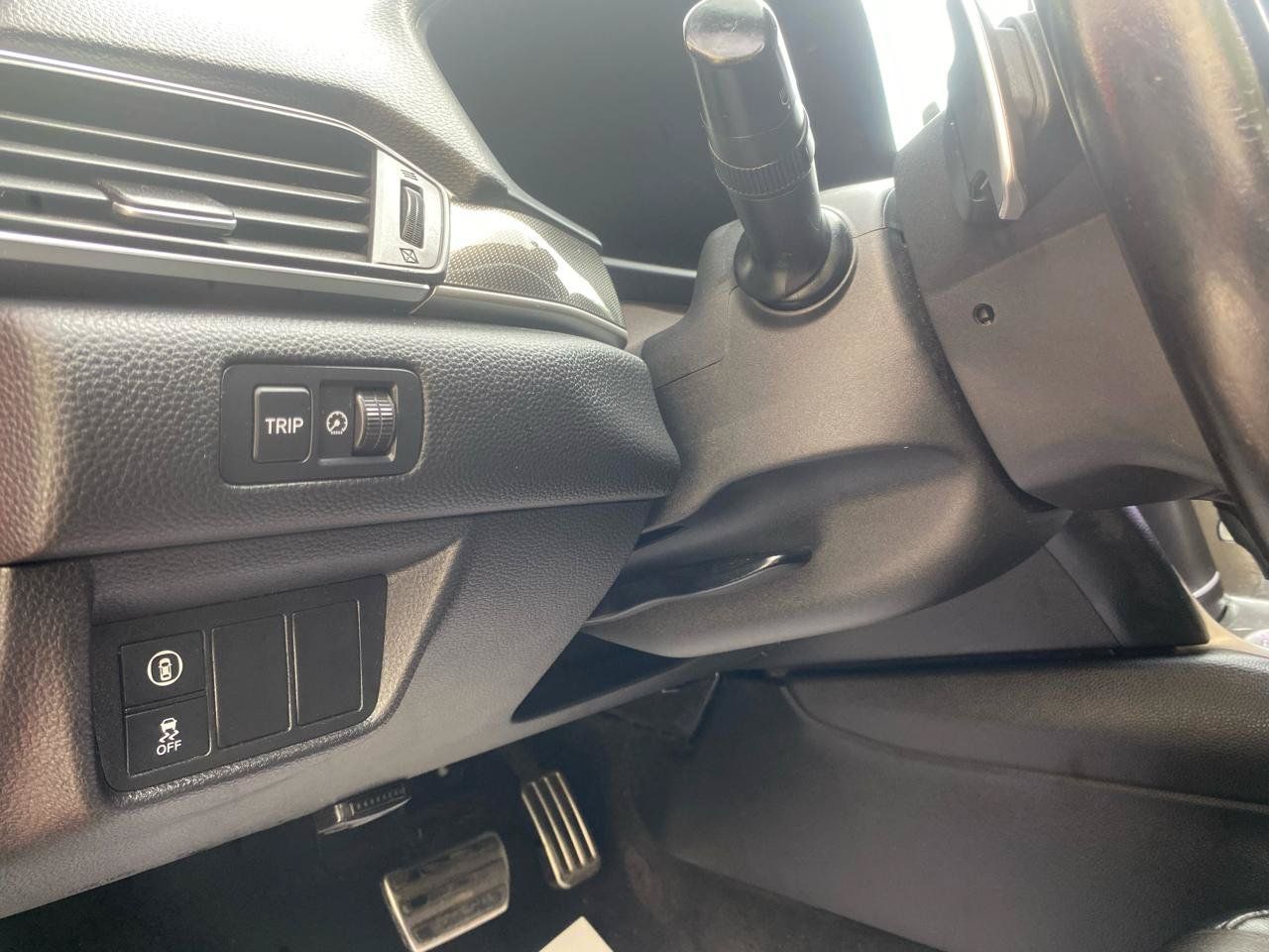 Used 2018 Honda Accord Sport image 13