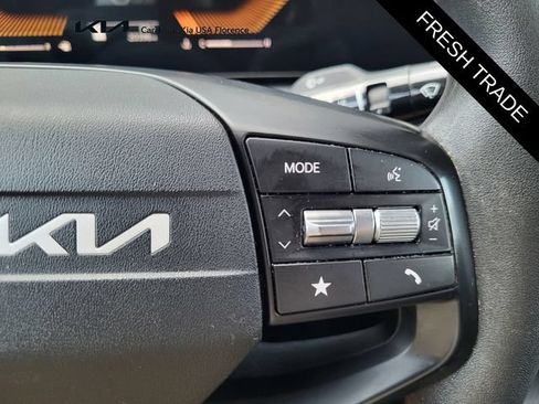 Certified 2025 Kia K4 FWD image 17