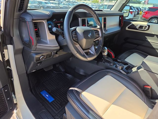 Used 2026 Ford Bronco Outer Banks w/ Sasquatch Package AWD/4WD image 11