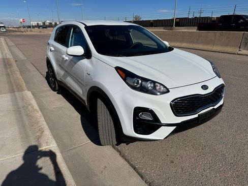 Used 2020 Kia Sportage LX image 7