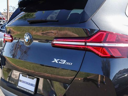 Used 2025 BMW X3 xDrive30i w/ Convenience Package image 10