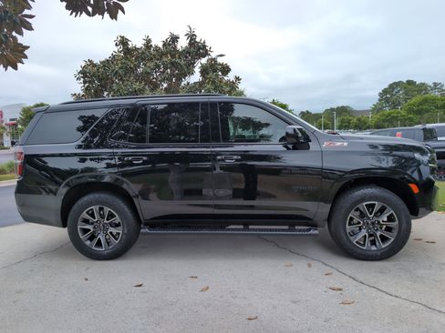 Used 2024 Chevrolet Tahoe Z71 AWD/4WD image 11