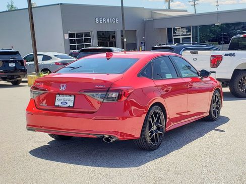 Used 2023 Honda Civic Sport image 5