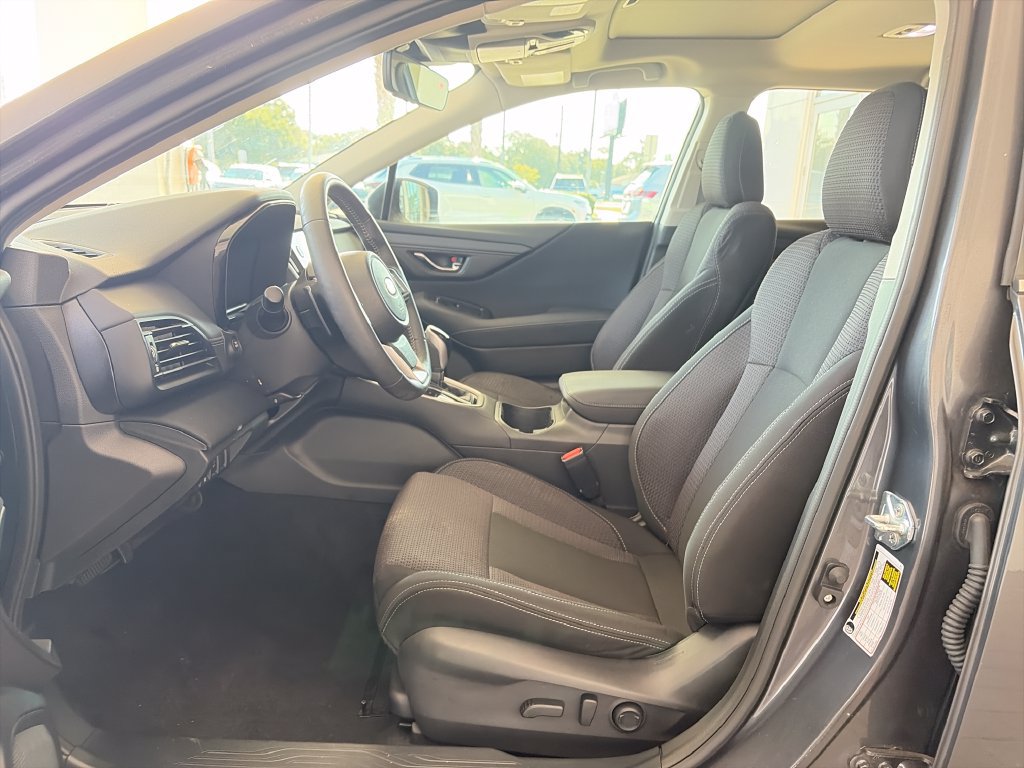 Used 2024 Subaru Outback Premium AWD/4WD image 10