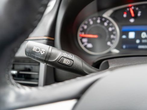 Used 2021 GMC Terrain SLT w/ Infotainment Package II image 27