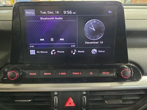 Used 2022 Kia Forte LXS image 25