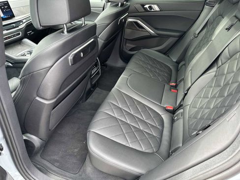 Used 2024 BMW X6 xDrive40i image 22
