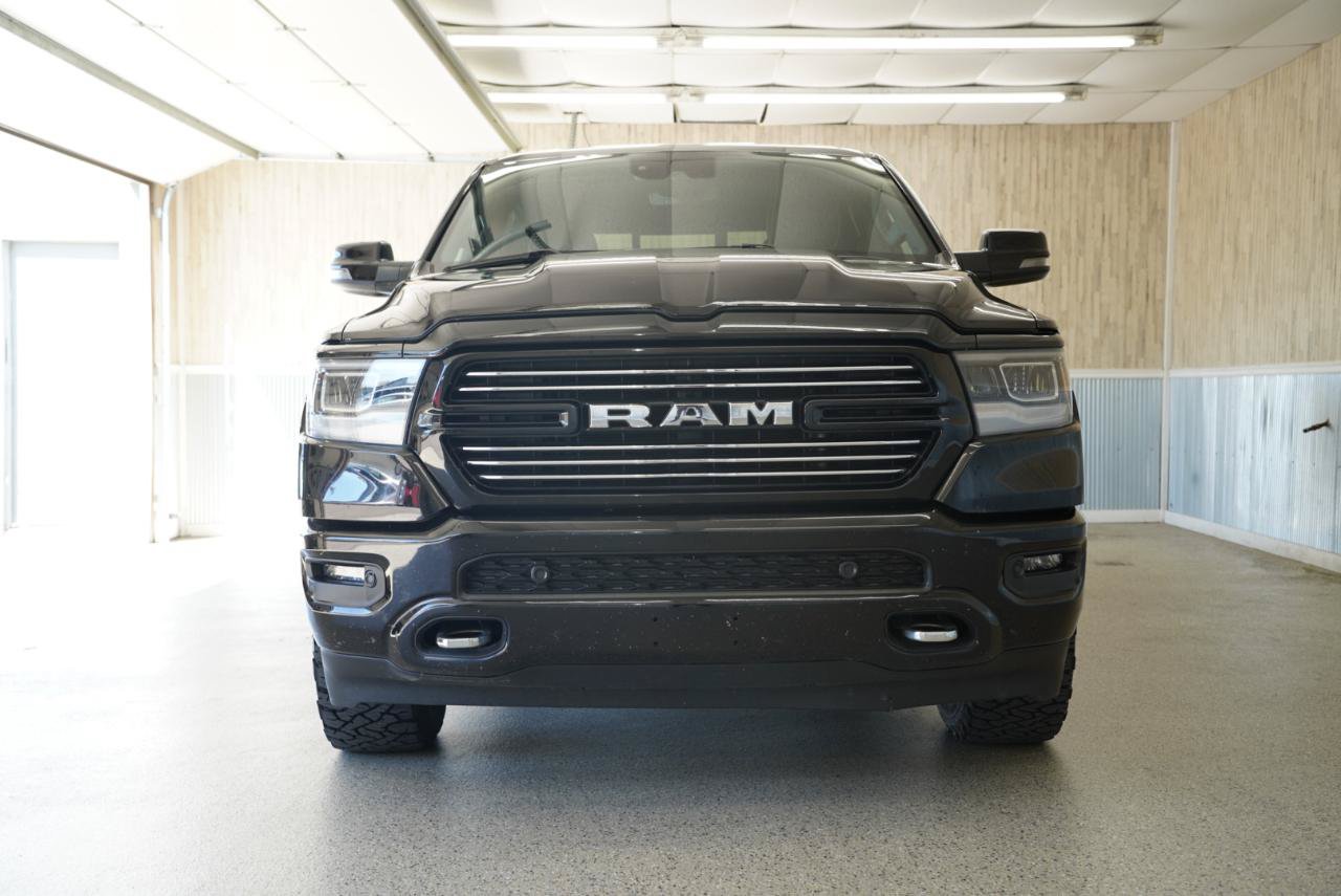 Used 2024 RAM 1500 Laramie AWD/4WD image 2