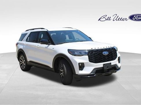 New 2026 Ford Explorer ST-Line w/ Premium Package RWD image 2