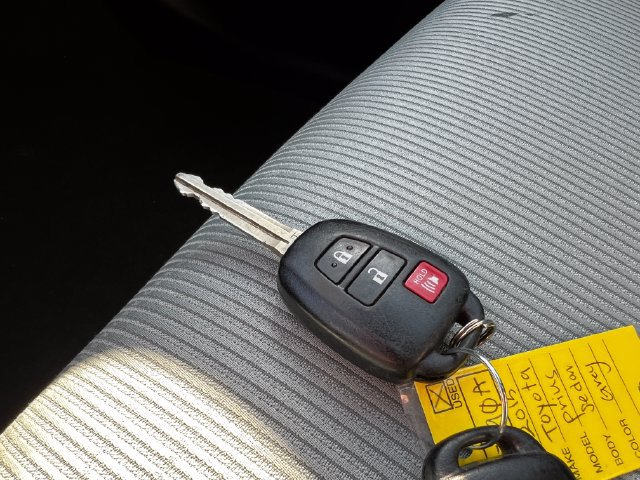 Used 2015 Toyota Prius C Two FWD image 28