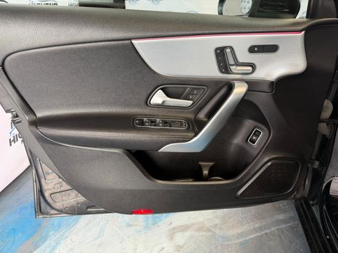 Used 2019 Mercedes-Benz A 220 4MATIC w/ Premium Package image 11