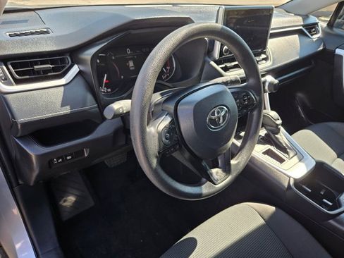 Used 2025 Toyota RAV4 LE image 13