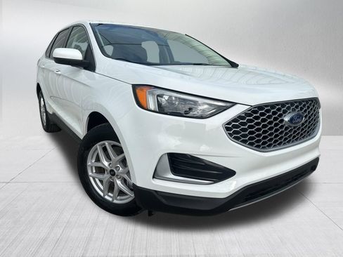 Used 2024 Ford Edge SEL AWD/4WD image 3