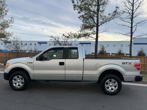 Used 2014 Ford F150 STX w/ Equipment Group 201A Mid image 9