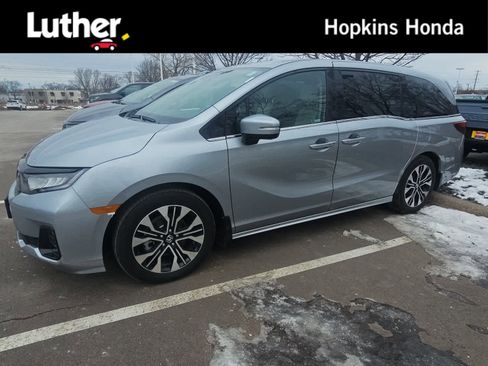Used 2026 Honda Odyssey Elite image 1