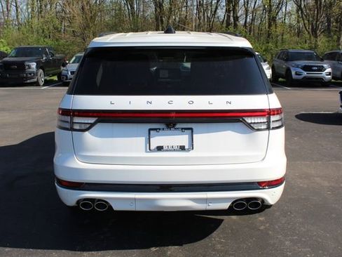 New 2026 Lincoln Aviator Reserve AWD/4WD image 4