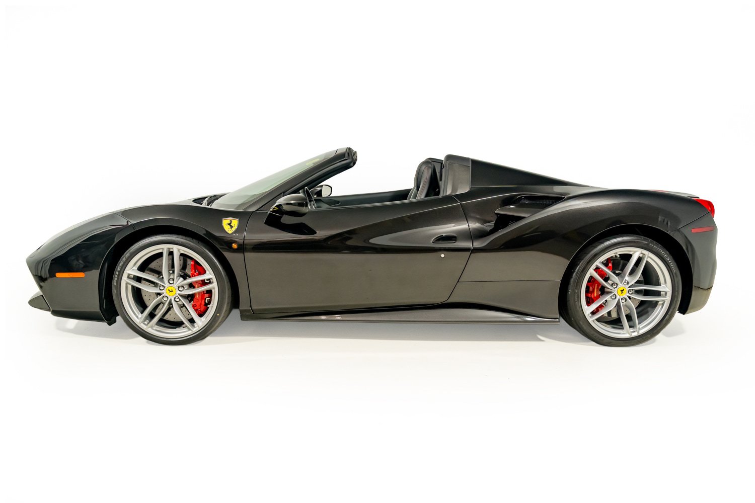 Certified 2018 Ferrari 488 Spider RWD image 15