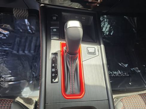 Used 2025 Nissan Kicks SR FWD image 21