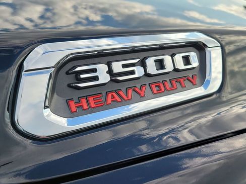 Used 2022 RAM 3500 Limited AWD/4WD image 8