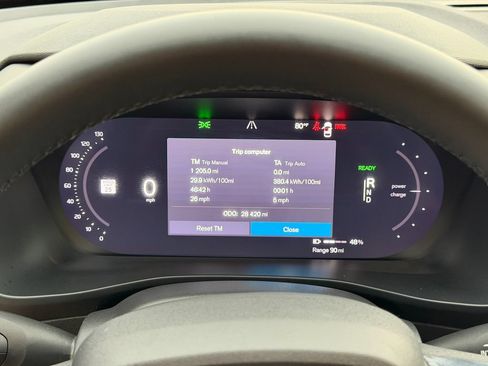 Certified 2023 Volvo C40 P8 Recharge Plus w/ Protection Package Premier AWD/4WD image 15