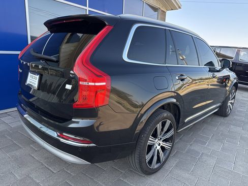 Used 2022 Volvo XC90 T8 Inscription image 4
