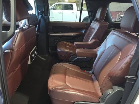 Used 2023 Ford Expedition Max Limited AWD/4WD image 10