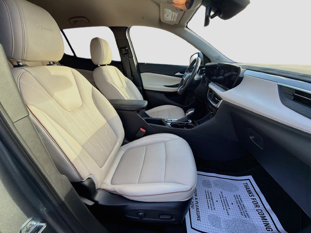 Used 2024 Buick Encore GX Avenir AWD/4WD image 14